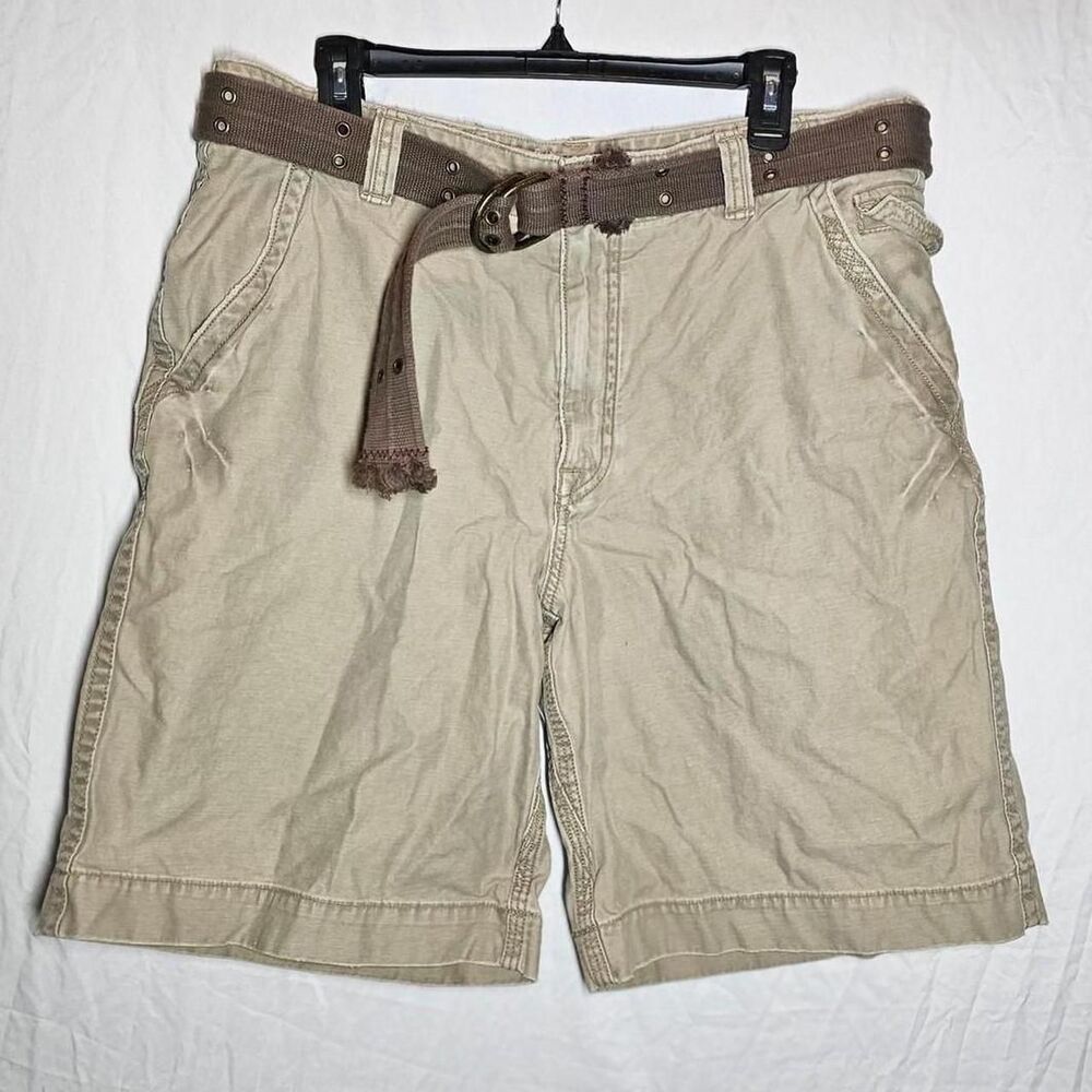 mens vintage y2k 2000s grunge cargo shorts with belt